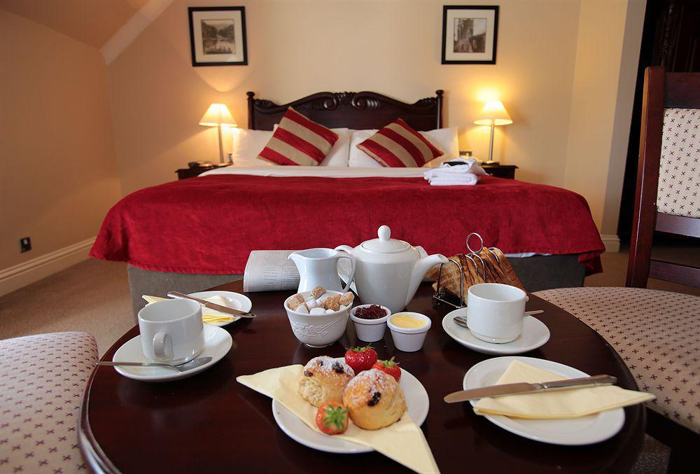 Killarney Riverside Hotel Екстер'єр фото